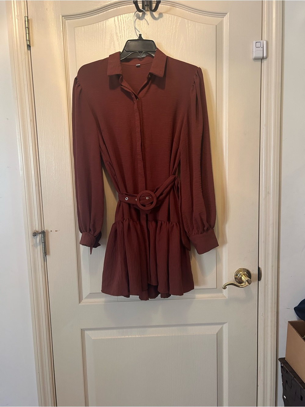 Circular-Belt Textured Mini Dress - Picture 9 of 9